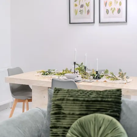Gatton Road Sleeps 8 Perfect For Groups شقة *