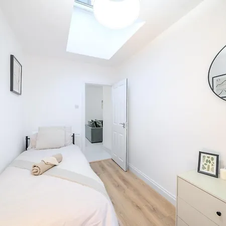 아파트 Gatton Road Sleeps 8 Perfect For Groups *