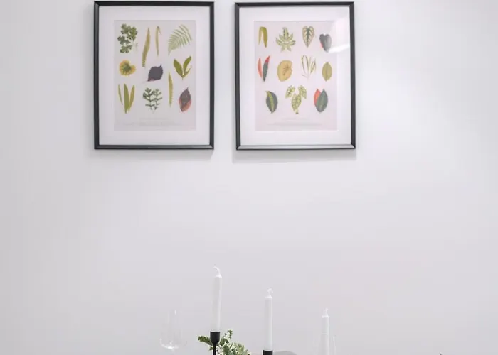 Gatton Road Sleeps 8 Perfect For Groups