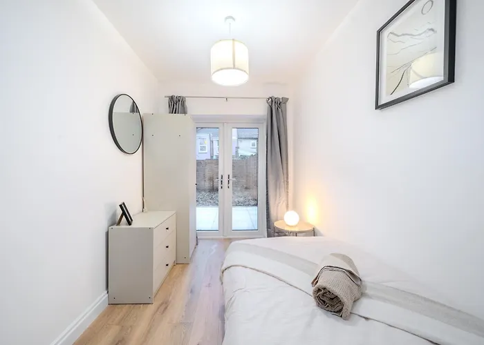 Apartament Gatton Road Sleeps 8 Perfect For Groups *